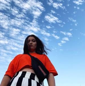 Meet your Posher, Isabella